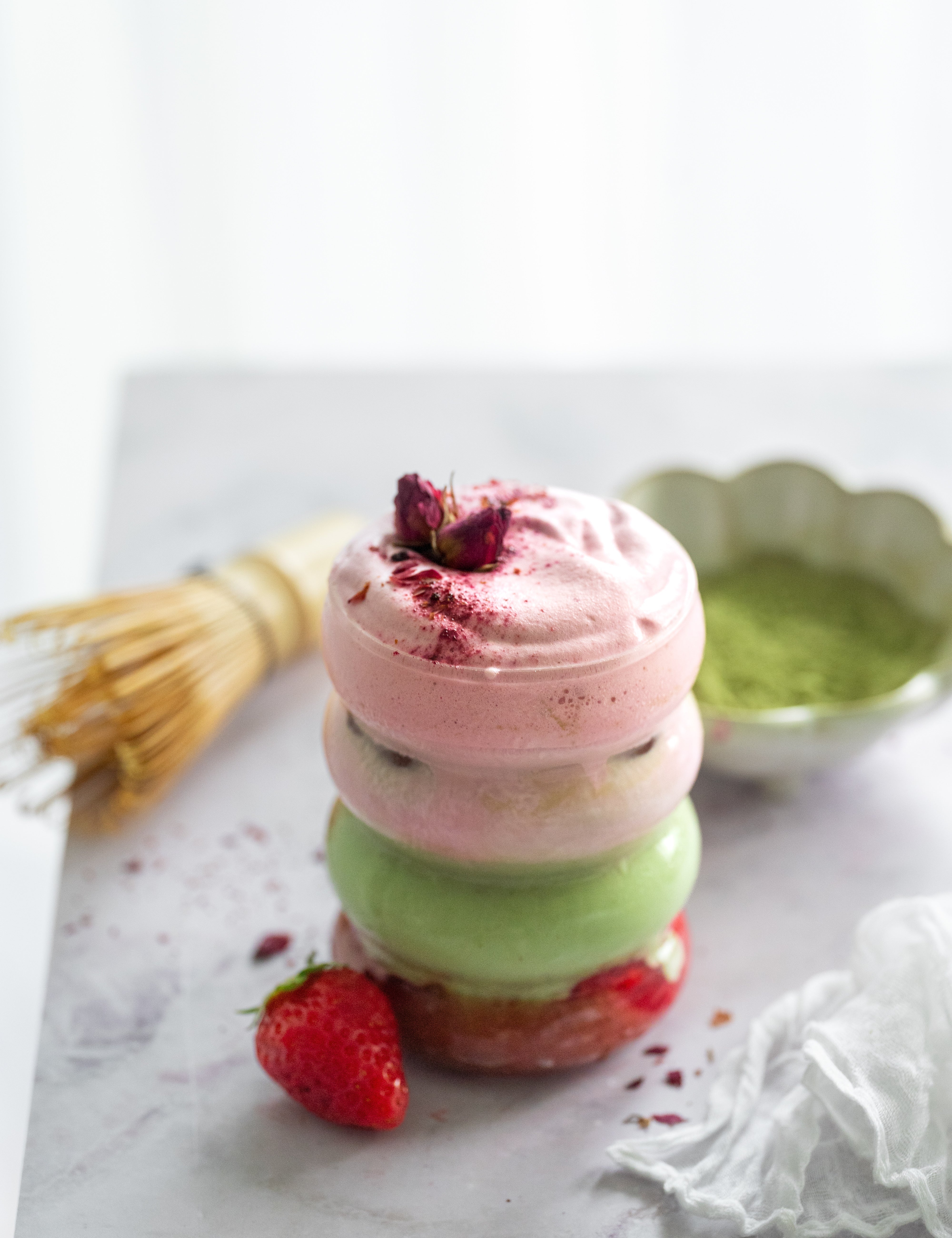 🍓 Strawberry Matcha Latte